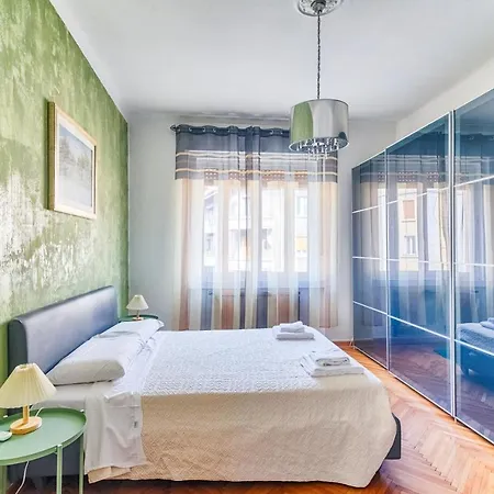 Jj's Place 的里雅斯特